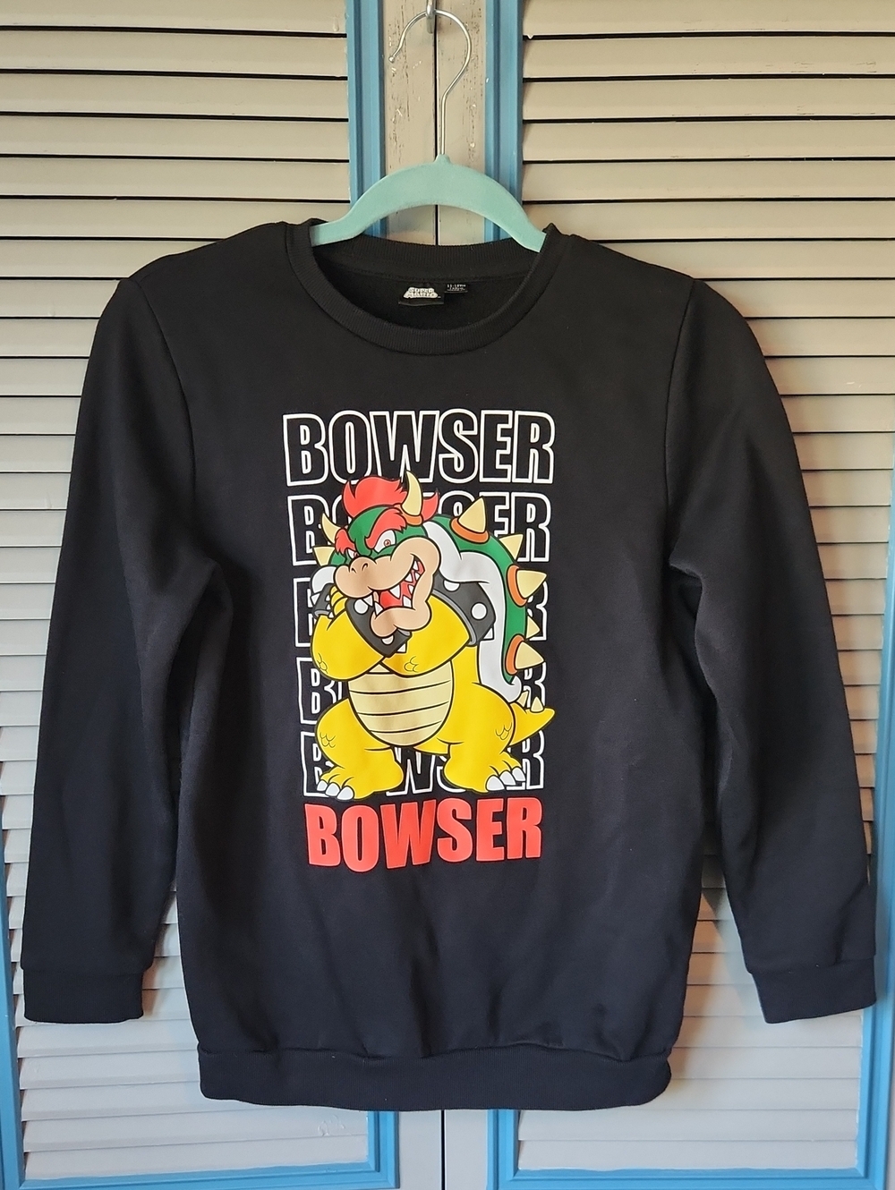 Super Mario Bowser Graphic Sweatshirt - Picture 2 of 10